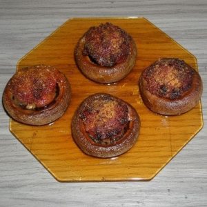 Champignons gratinés à la sobressade